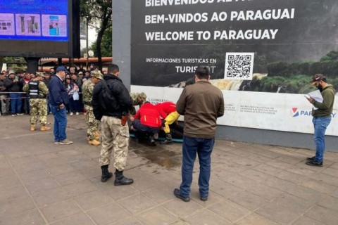 Homem é baleado após atirar contra agente alfandegário na aduana do Paraguai