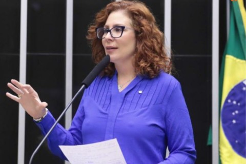 Carla Zambelli é presa na Itália
