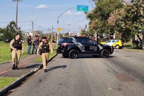 Suspeito de invadir casa em Curitiba morre em confronto com a PM: "Injusta agressão"
