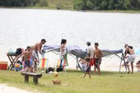 Grande Curitiba bate recordes de calor; confira como fica a semana no Paraná