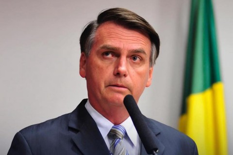 Bolsonaro passa bem após cirurgia de hérnia e segue em observação em hospital de Brasília