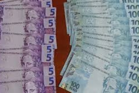 Brasileiro é preso ao tentar trocar notas falsas em cassino de Ciudad del Este