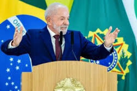 Lula assina indulto de Natal e deixa condenados pelo 8 de janeiro de fora